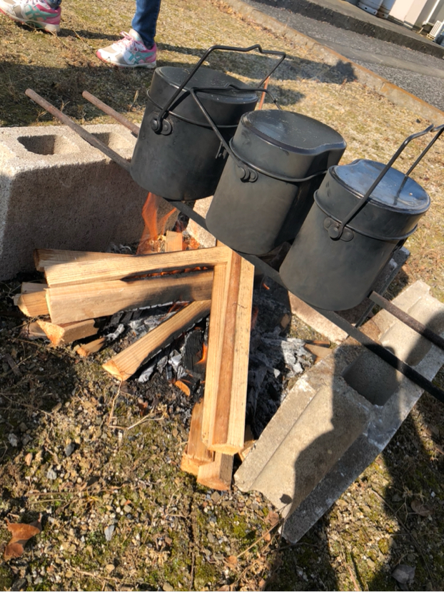 3939が投稿したフォト 昨日は 育成会の飯盒炊爨 カレー作り 育成会会長の為 お手 18 11 18 21 55 54 Limia リミア