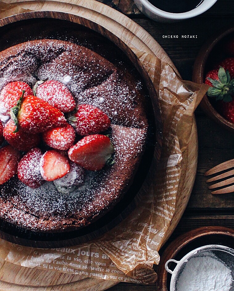 クリスマスケーキは前日に作れる！？♡板チョコで作るガトーショコラ