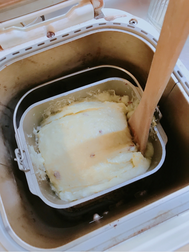 テラスママが投稿したフォト パン焼き器で ねりくり 串間のさつまいも 新物出ました 18 10 08 11 15 46 Limia リミア