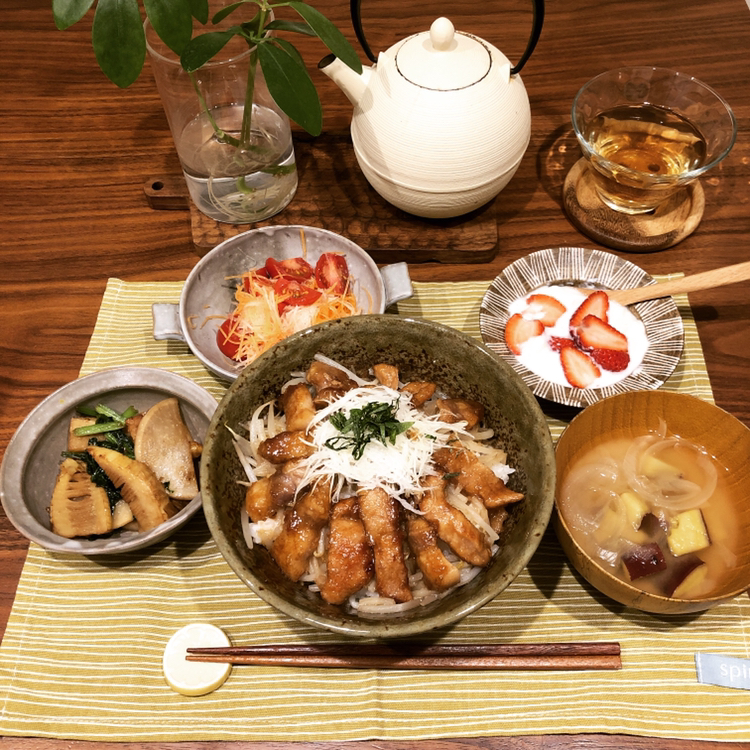 Kikilalaが投稿したフォト 今日の晩御飯は 豚ロースの甘辛丼 さつまいもの味噌汁 19 03 25 22 47 11 Limia リミア