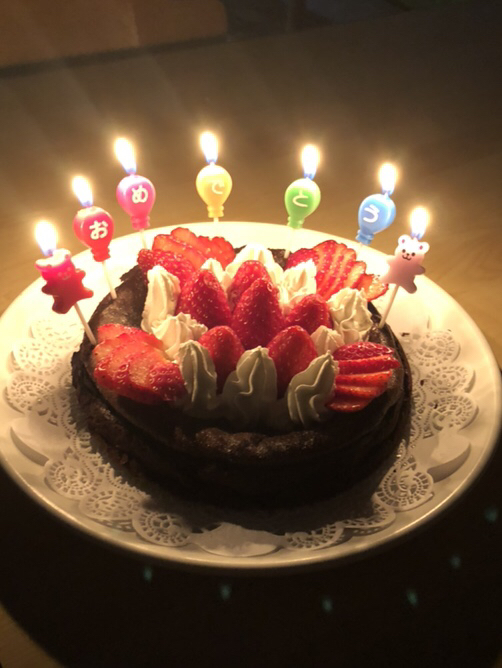 Eriが投稿したフォト 22歳の娘の誕生日ケーキ 毎年愛情込めて作ってます 18 12 30 23 47 13 Limia リミア