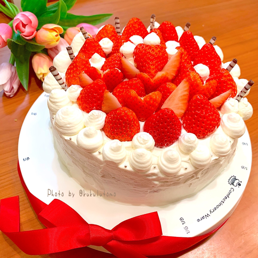 Kukulutomoが投稿したフォト 誕生日ケーキを作りました 旦那様の誕生日祝いをみんなが集まる 19 03 10 45 36 Limia リミア