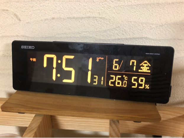 セイコー SEIKO 目覚まし時計 置き時計 DL305K デジタル 電波時計… | SEIKOを使ったクチコミ「セリアの窓枠の内側…」by 背番号7  - 2019-06-07 08:22:57 | (リミア)