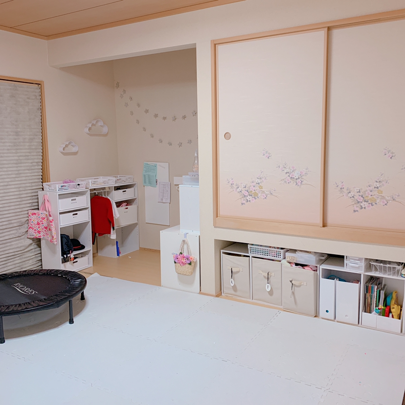 Akane Cnが投稿したフォト 我が家の子供部屋になっている和室です 最近は5歳の娘がお片 19 01 31 12 42 24 Limia リミア