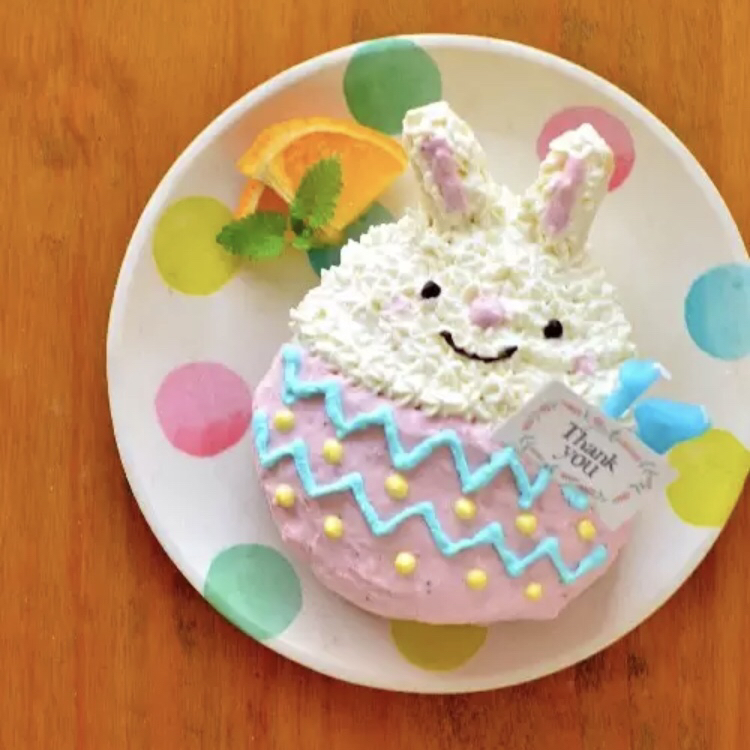 ぶーちんが投稿したフォト 去年の結婚記念日 兼 イースターに作ったウサギさんケーキで 19 05 09 21 58 08 Limia リミア