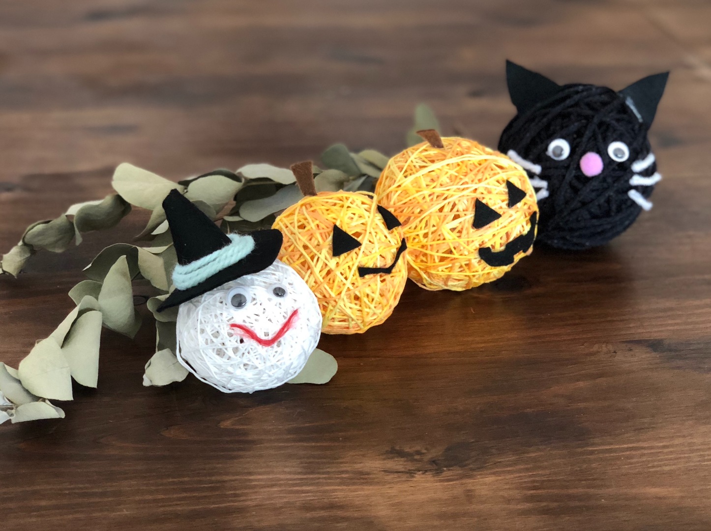 簡単かわいいコットンボールの作り方 ハロウィンやクリスマスに Limia リミア