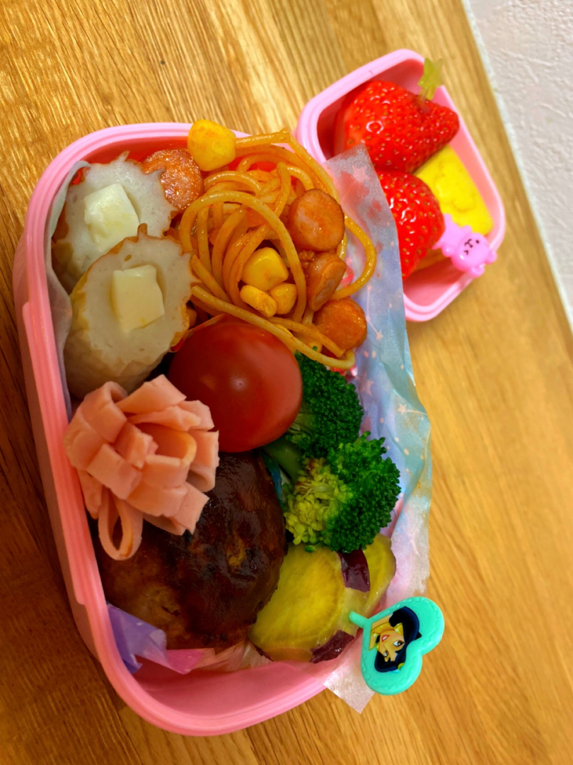 ワーママが投稿したフォト 保育園最後の遠足のお弁当 全部完食してくれました 02 19 17 31 Limia リミア