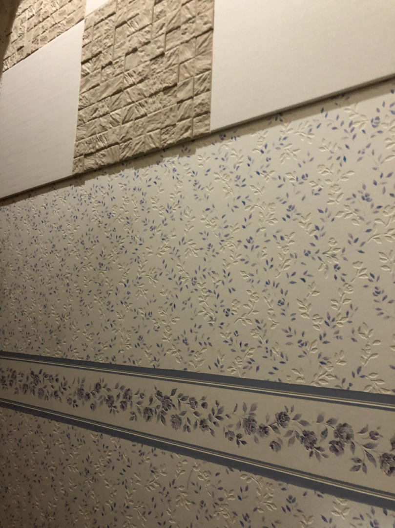 ちぃ が投稿したフォト 2階トイレの壁紙 ブルーの小花柄で可愛い雰囲気 エコカラッ 18 12 28 18 07 30 Limia リミア