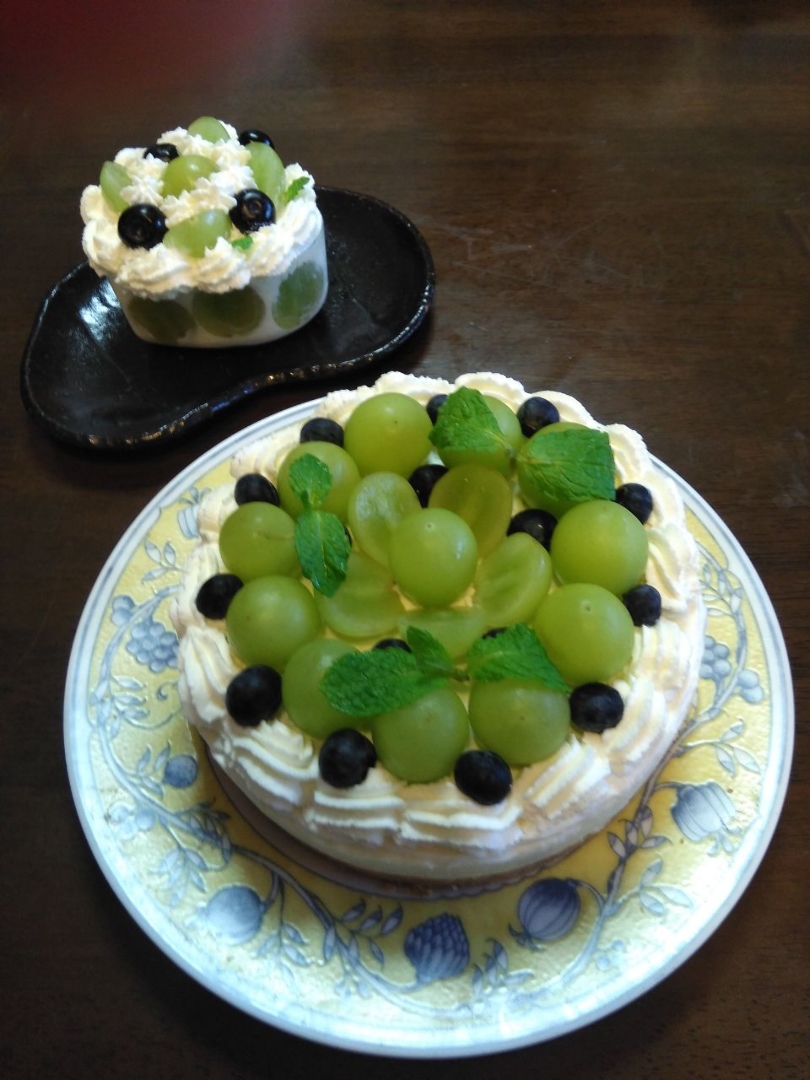 Pekoが投稿したフォト 緑ぶどうのレアーチーズケーキを 作りました とても美味しかっ 18 12 18 00 13 45 Limia リミア