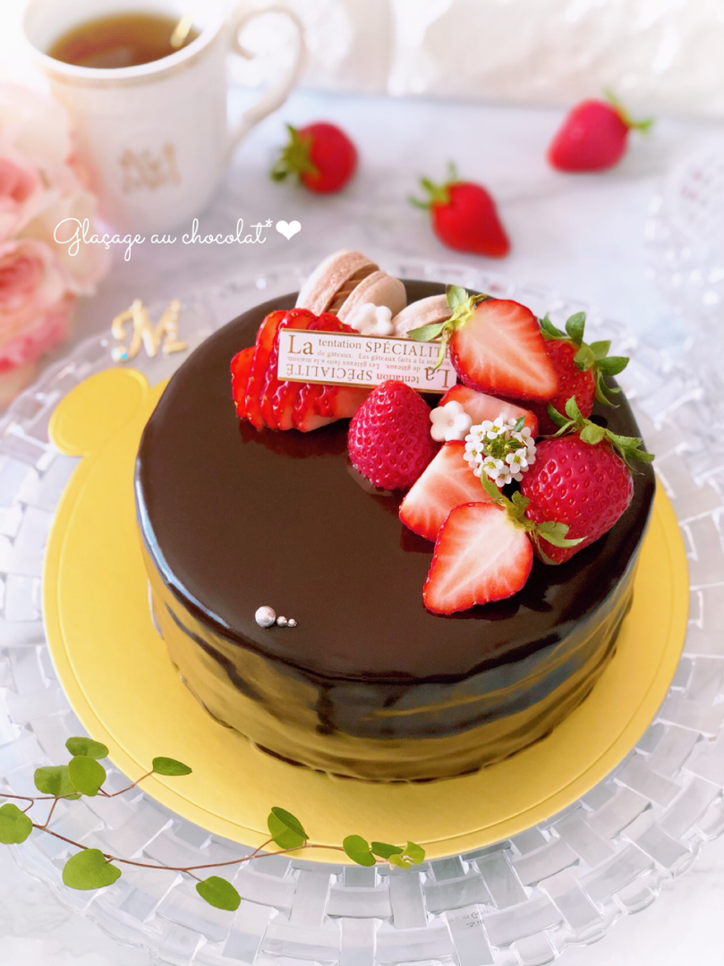 Moeが投稿したフォト チョコレートケーキにグラサージュをかけたシンプルなケーキ 19 04 07 51 22 Limia リミア