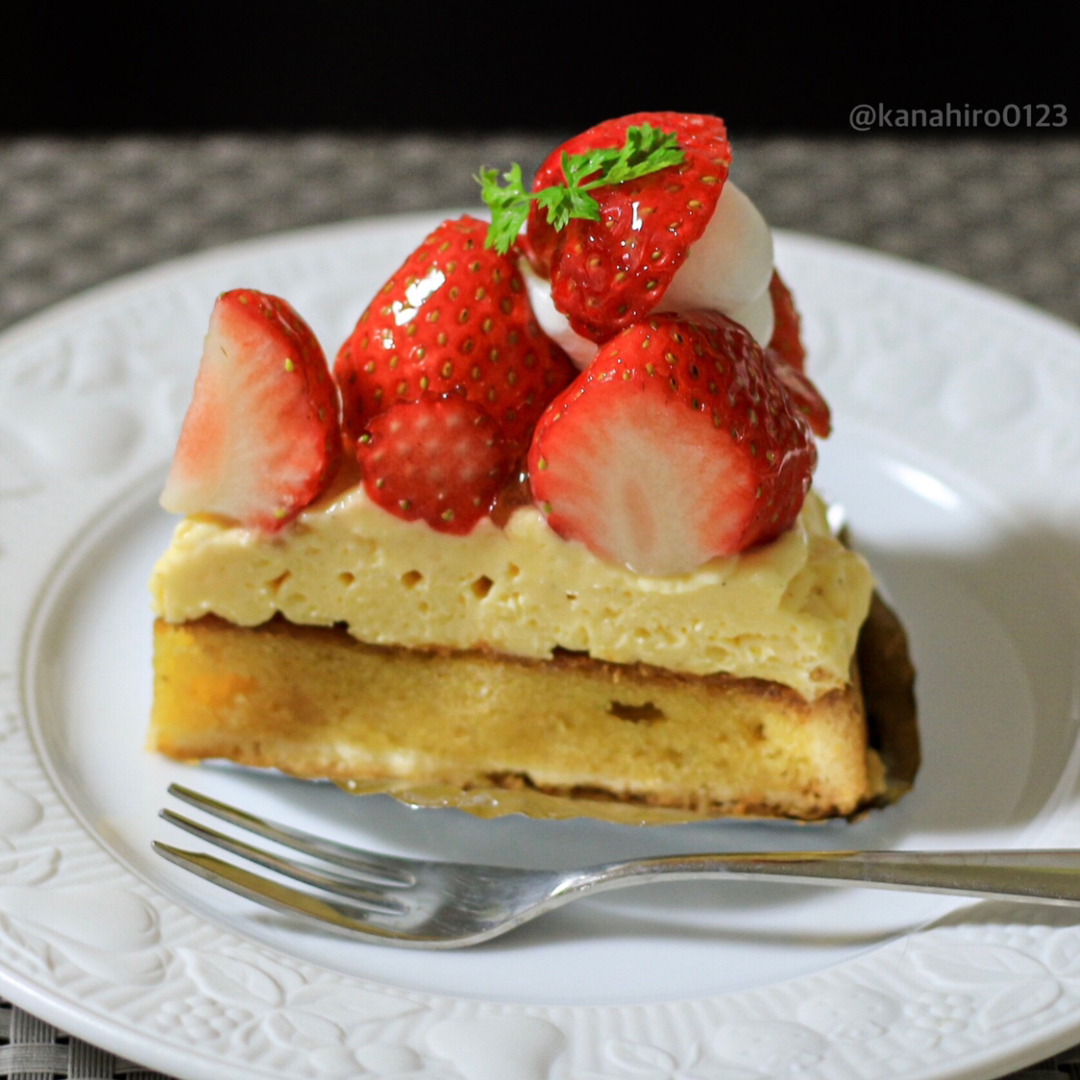 Kanahiro0 が投稿したフォト イチゴのタルト 焼き菓子が美味しいケーキ屋さんなので タル 19 07 02 21 45 42 Limia リミア