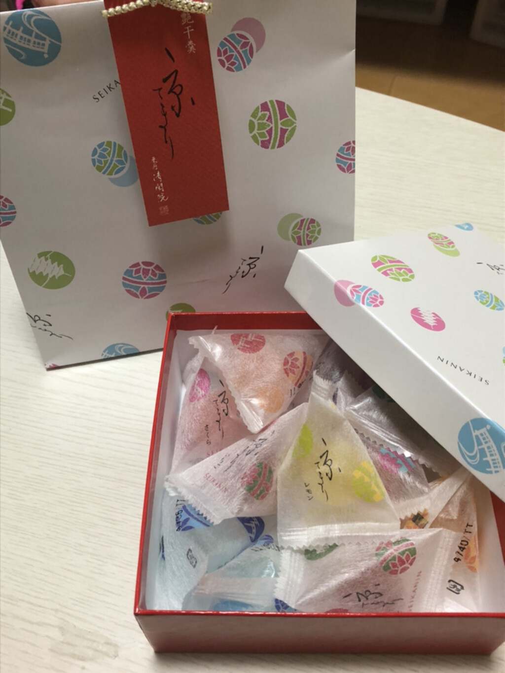 きゅうが投稿したフォト「私を虜にした和菓子、清閑院の京てまり。 最初お店で試食させて…」 - 2019-05-01 18:24:10 ...