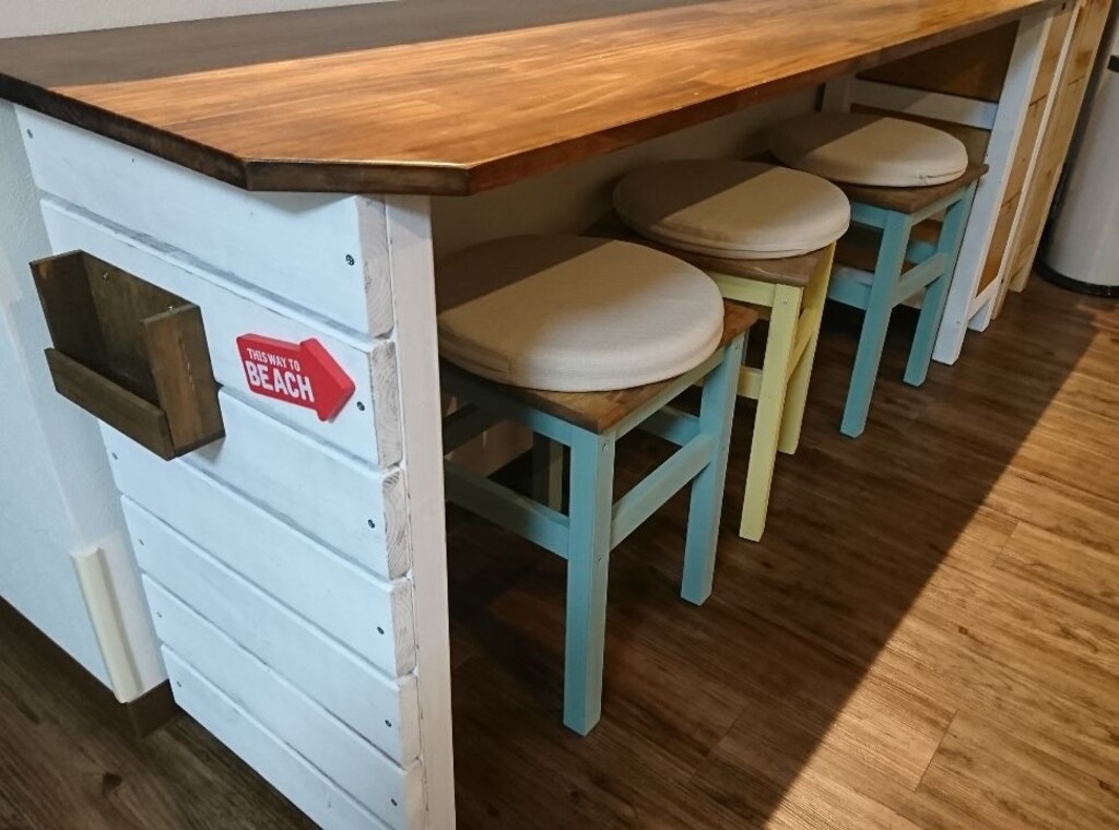 coppertoneが投稿したフォト「IKEAのダイニングテーブルをカウンターテーブルにリメイクし…」 20181017 0055