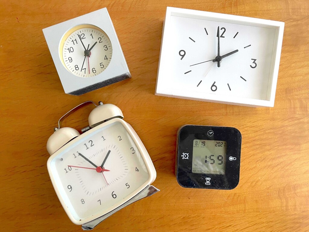 目覚まし時計のおすすめ選！子供向けアイテムからおしゃれなデザイン