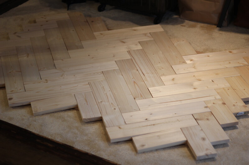 ヘリンボーンテーブルを安い1×4材で作る。〜DIYおじさんの家具作り本気編〜｜LIMIA (リミア)