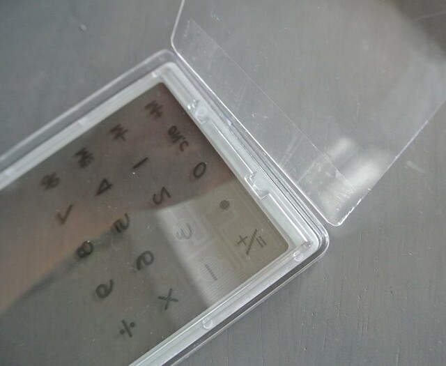 簡単 透明でかわいい ダイソーのスケルトン電卓をリメイクしてみた Limia リミア