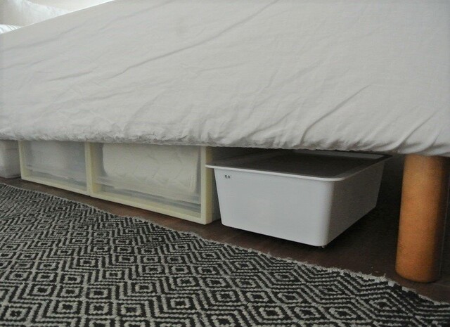 ダイソー 人気のキャスター ボックスで作る ベッド下収納 Limia リミア