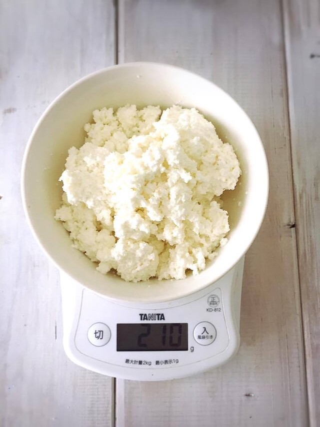 家で簡単に カッテージチーズ を作る方法 家で作るとかなり節約になりますよ Limia リミア