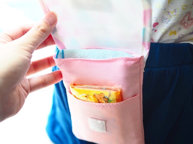 ダイソー新商品 とうとう出た 小学生女子必需品の移動ポケットが108円で手に入る Limia リミア