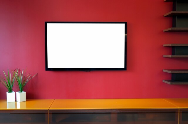 みんなの憧れ おしゃれな壁掛けテレビボード10選 壁掛けdiyアイデアも Limia リミア