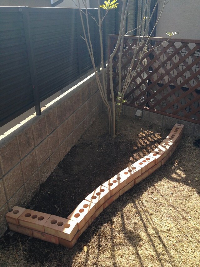 子供達と一緒に思い出作り 庭に花壇を簡単diyしました Limia リミア