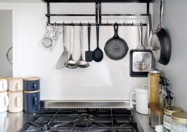 キッチンツールはシンプルデザインをセレクト 見せる収納 で使いやすく Limia リミア