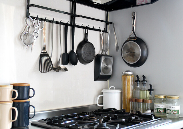 キッチンツールはシンプルデザインをセレクト 見せる収納 で使いやすく Limia リミア