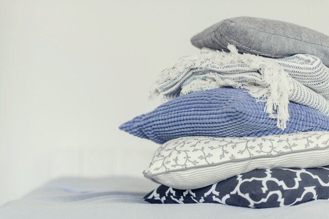 使わないときはクッションに 人気のおすすめ布団収納袋5選 100均 手作りアイデアも紹介 Limia リミア