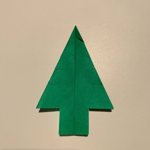 簡単にできる 折り紙を使ったクリスマスツリーの作り方を紹介 Limia リミア
