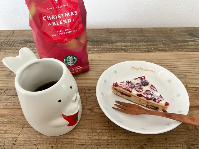 スタバのクリスマス2021年新作！限定グッズ一覧やフラペチーノの実食