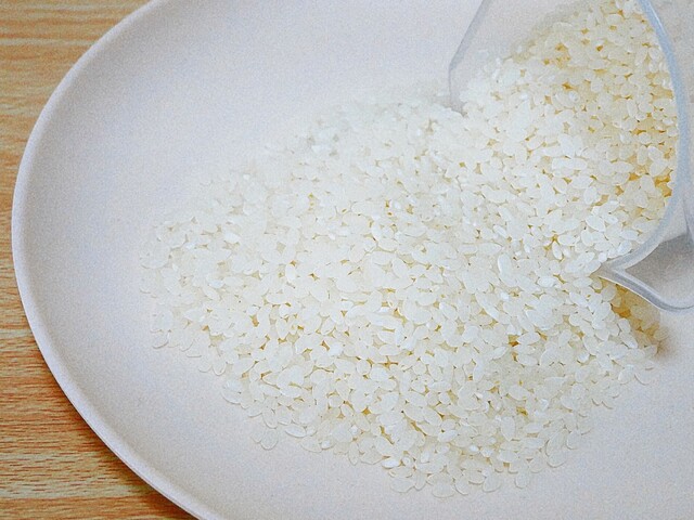 米一合は何グラム 水量は何 カロリーは 測り方やおすすめ一合炊き炊飯器を徹底解説 Limia リミア