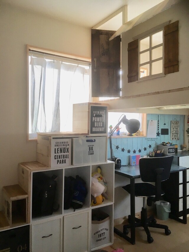 子ども部屋改造 ロフトベットの収納できるカラーボックスの階段 Limia リミア