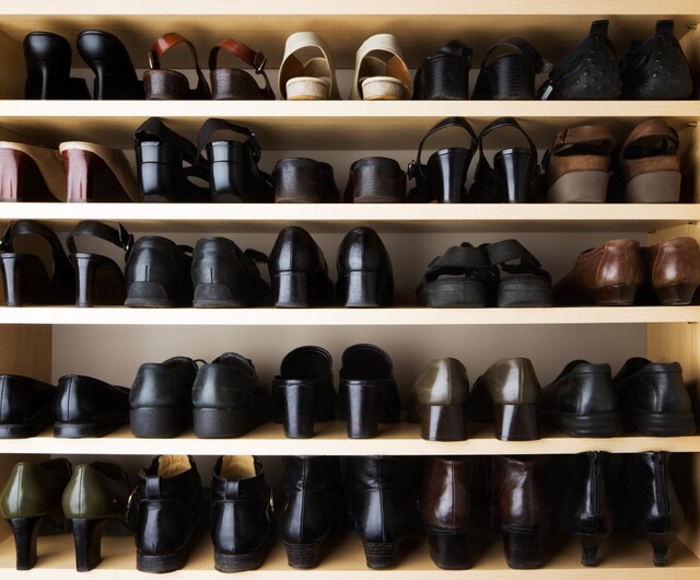 かさばる靴をスマートに収納するコツ 今すぐ実践できる玄関収納のアイデア10選 Limia リミア