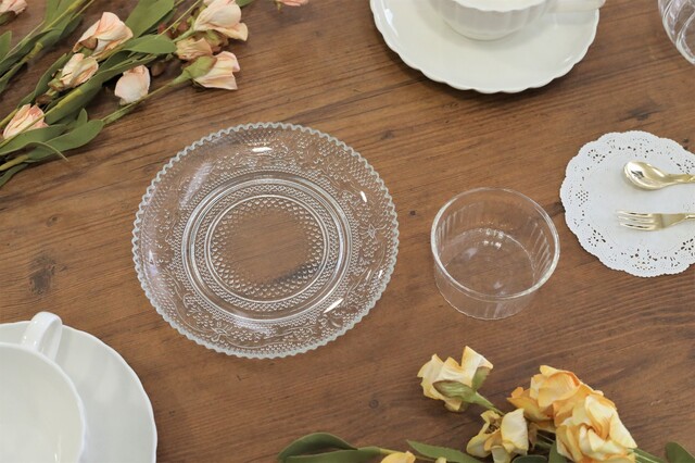 あすつく】 ガラスのお皿 黒と透明の2種