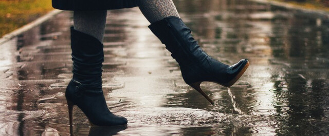 雨の日もウキウキに おしゃれなレディース防水靴 おすすめ10選 をご紹介 Limia リミア