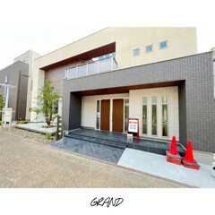 注文住宅/外部空間デザイングラン株式会社/エクステリアデザイン/エクステリア/外構施工事例/モダン外構/... "*弊社デザイン施工例*"
9月にグラ…