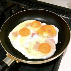 美味しい/簡単/朝ごはん/朝食メニュー/フライパン料理/こどものいる暮らし/... 朝食メニューの定番といえば目玉焼き♡
…