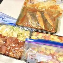 特売品/味噌漬け/親子丼/肉じゃが/下味レシピ/下味保存/... 今週分の下味冷凍◎
・カレイの味噌漬け…