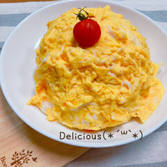 ほんとに来た⁈母の日🎁/オムライス/オムレツ 〜omelette〜
次男の練習作品です…(1枚目)