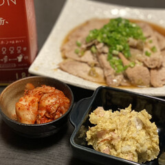 夜ごはん 今夜は里芋のポテサラ風(カレー粉に荒挽き…