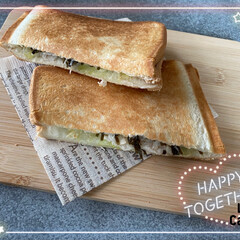 ホットサンド/朝ごはん おはようございます٩(*´꒳`*)۶
今…