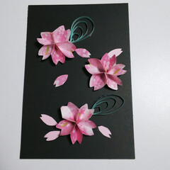 「折り紙を使って「桜🌸の壁飾り」を作りまし…」(1枚目)
