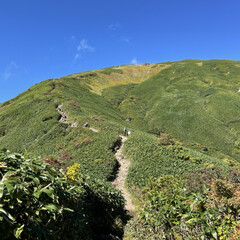 「日本百名山　谷川岳登山しました。🏔
途中…」(4枚目)