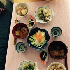 ダイニングテーブル/リビング/ワンルーム/食事/ランチ/ご飯/... 旬の食材を使った花祭りごはん。真鯛と蕗の…(1枚目)