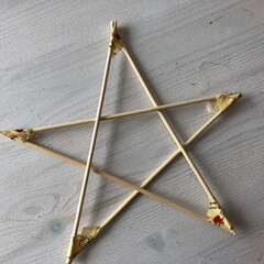 クリスマス/クリスマスツリー/DIY/ハンドメイド/雑貨/100均/... 竹串と麻紐で作る、星のナチュラルオーナメ…(2枚目)