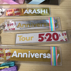 キーホルダー/銀テープ/ARASHI anniversar.../ARASHI/100均/ハンドメイド ARASHI anniversary t…(1枚目)