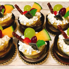 フルーツケーキ/チョコレート/水玉風船/スイーツ/ハンドメイド チョコレートのカップケーキを作ってみまし…