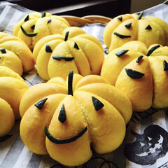 手作りパン/ハロウィン/フード/おうちごはん #かぼちゃパン
#かぼちゃマッシュのあん…(1枚目)