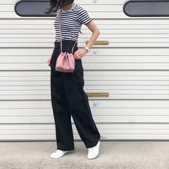 ワイドパンツ/スニーカー/ランカスターパリ/ランカスター/アディダス/UNIQLO/... ボーダーをセールで買い足しました♪
＊＊…(1枚目)