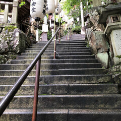 天狗さん/パワースポット/お参り/信心/勝守り 滋賀県八日市にある太郎坊宮の階段です
下…(2枚目)